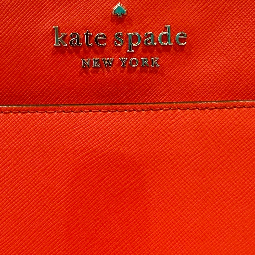 Kate Spade Gorgeous Eye Catching NWOT Staci Dome Crossbody Bag - Picture 2 of 14